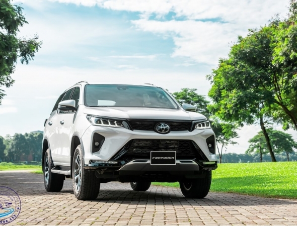 Giá thuê xe Toyota Fortuner tại TP.HCM