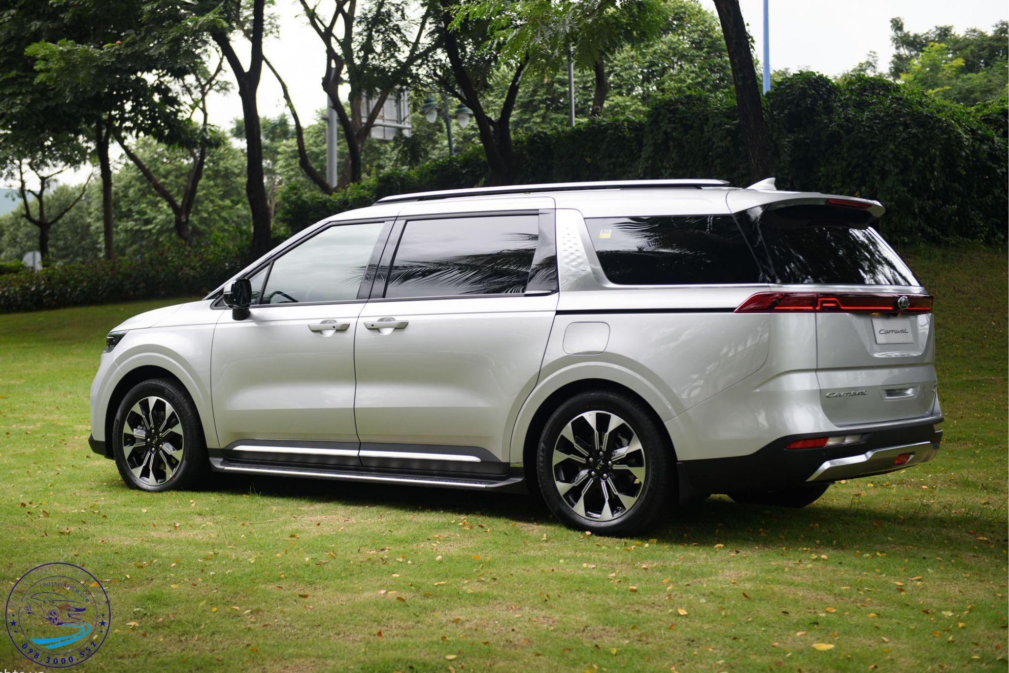  thuê xe 7 chỗ Kia Carnival đi Nha Mân Đồng Tháp 