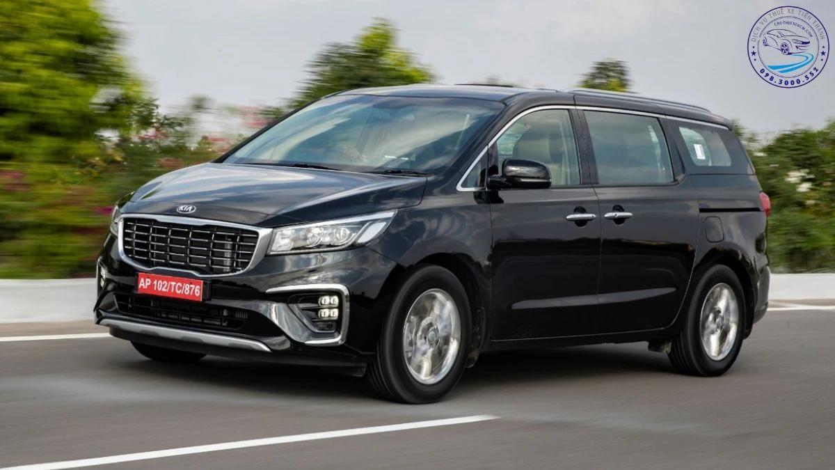 Cho thuê xe 7 chỗ Kia Carnival đi Tân Châu Đồng Pan giá rẻ