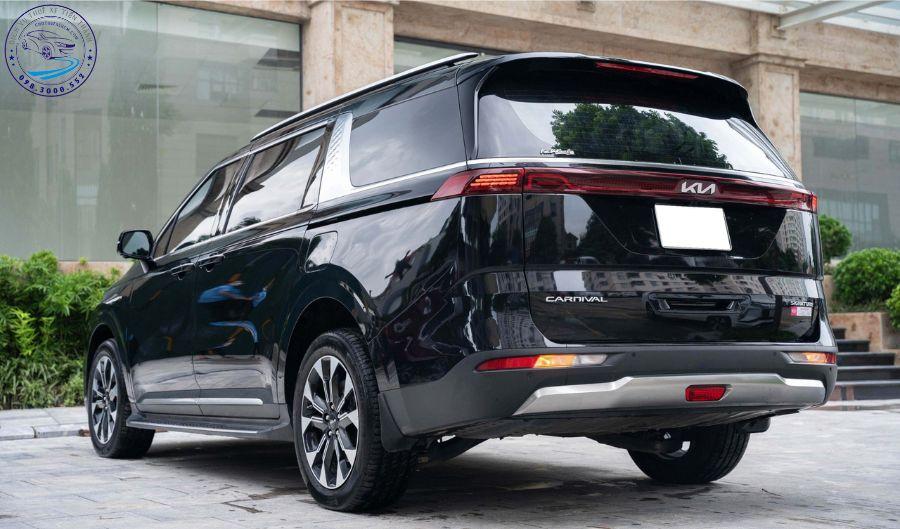 Cho thuê xe 7 chỗ Kia Carnival giá rẻ đi KCN Nhơn Trạch