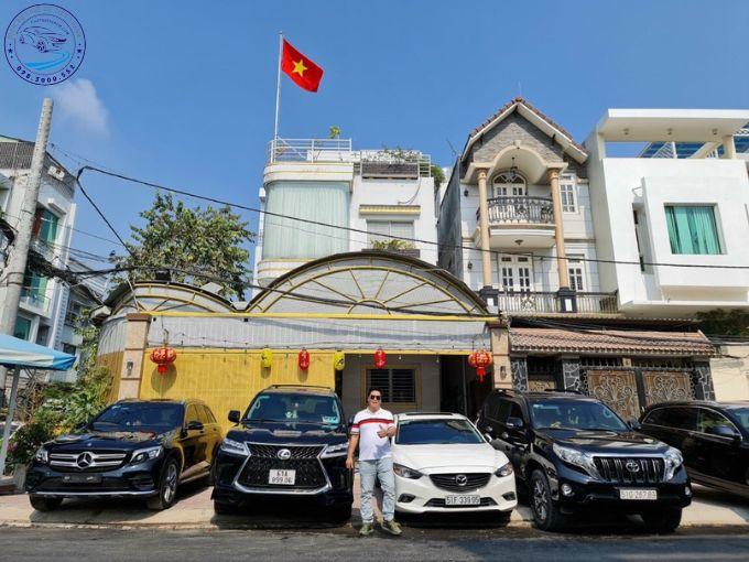 Cho thuê xe Kia Carnival giá rẻ đi Núi Bà Đen Tây Ninh