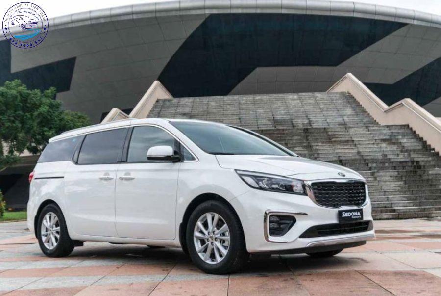 thuê xe Kia Sedona