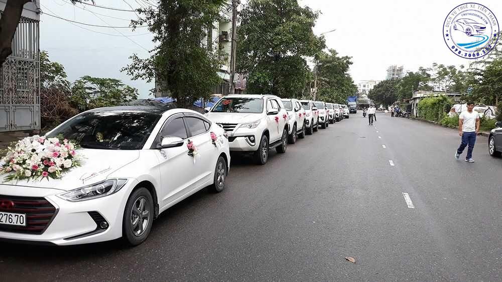 Thuê xe hoa cưới Hyundai Accent