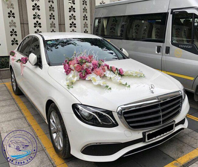 thuê xe hoa cưới mercedes c250