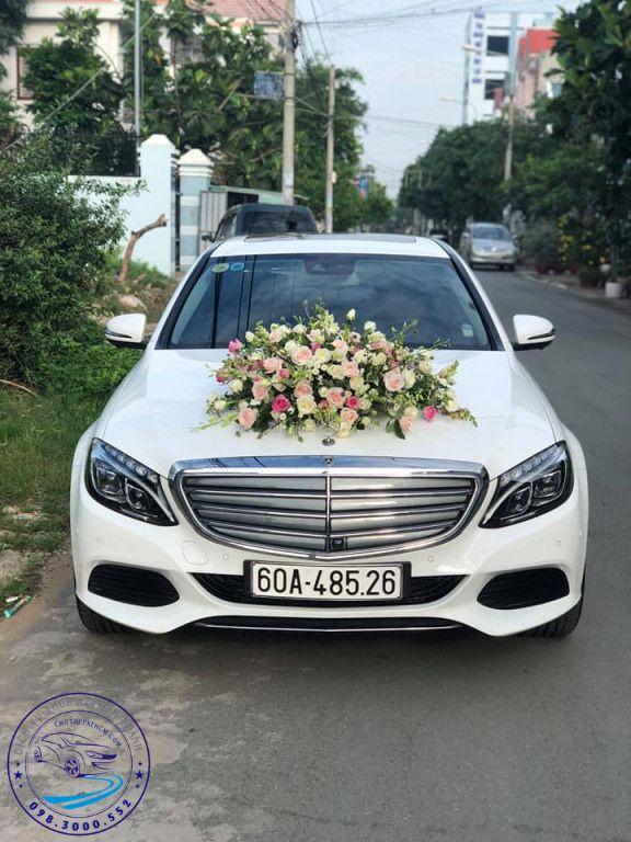 thuê xe hoa cưới mercedes c250