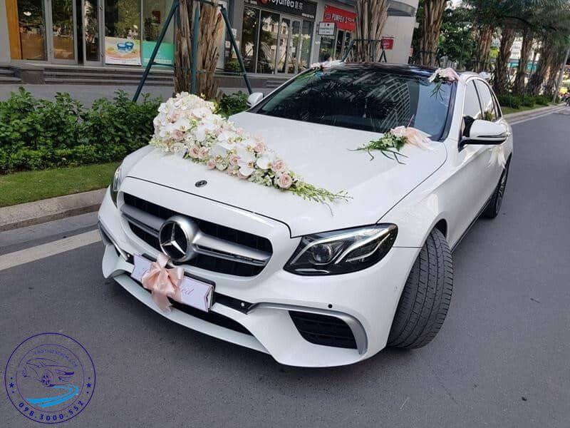 thuê xe hoa cưới mercedes c250