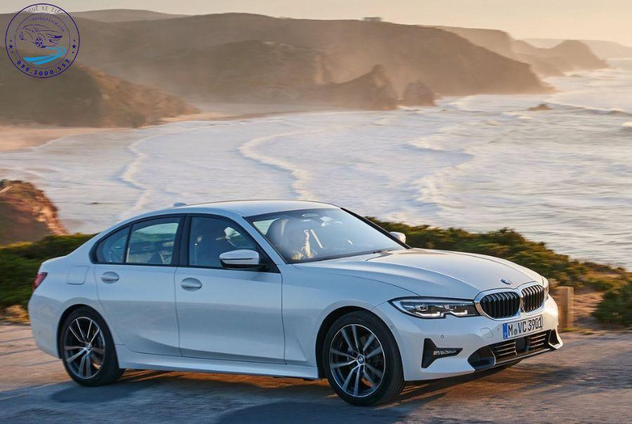 thuê xe tự lái BMW Series 5