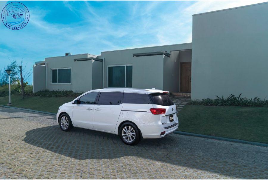 thuê xe tự lái kia sedona